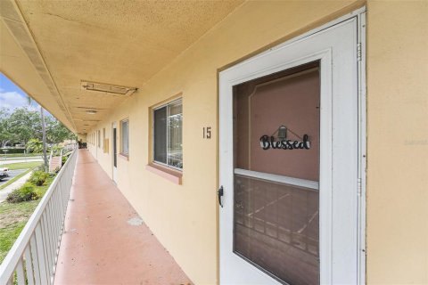 Condo in Clearwater, Florida, 1 bedroom  № 1814979 - photo 3