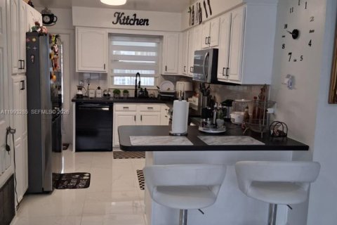 Купить виллу или дом в Джэксонвилл, Флорида 3 спальни, № 2057099 - фото 6