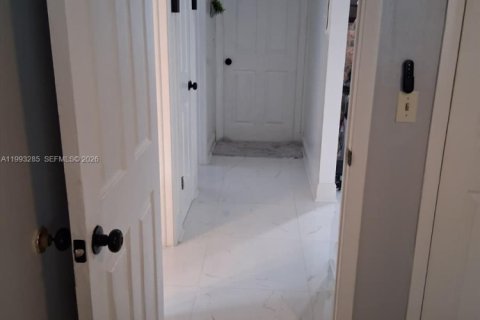 Купить виллу или дом в Джэксонвилл, Флорида 3 спальни, № 2057099 - фото 16