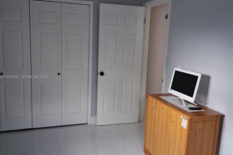 Купить виллу или дом в Джэксонвилл, Флорида 3 спальни, № 2057099 - фото 20