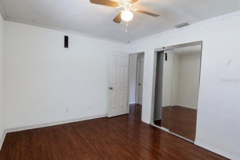 House in Winter Park, Florida 4 bedrooms, 194.35 sq.m. № 2203685 - photo 25