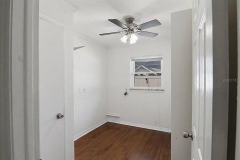 House in Winter Park, Florida 4 bedrooms, 194.35 sq.m. № 2203685 - photo 26