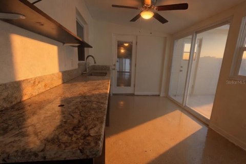 House in Winter Park, Florida 4 bedrooms, 194.35 sq.m. № 2203685 - photo 10