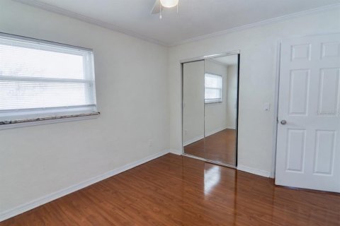 House in Winter Park, Florida 4 bedrooms, 194.35 sq.m. № 2203685 - photo 23