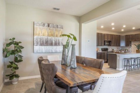 House in Edgewater, Florida 3 bedrooms, 174.28 sq.m. № 2219300 - photo 4