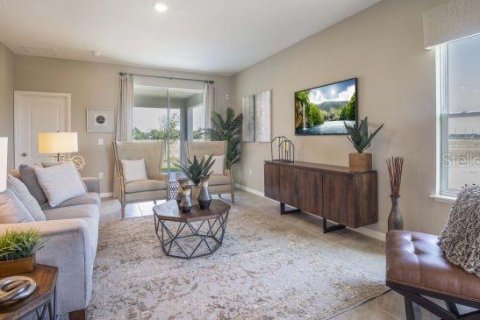 House in Edgewater, Florida 3 bedrooms, 174.28 sq.m. № 2219300 - photo 7
