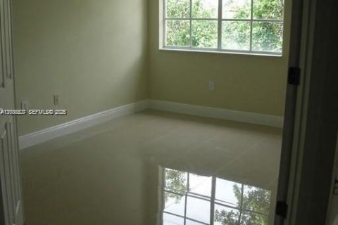 Copropriété à louer à Miramar, Floride: 2 chambres, 78.97 m2 № 2065014 - photo 9