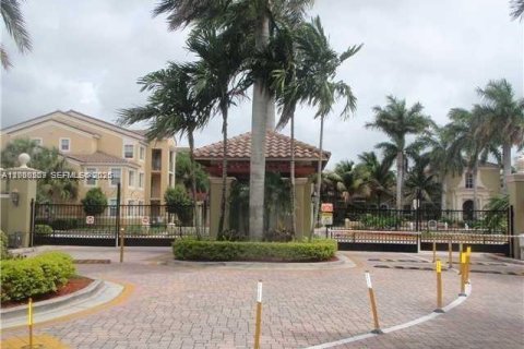 Copropriété à louer à Miramar, Floride: 2 chambres, 78.97 m2 № 2065014 - photo 20