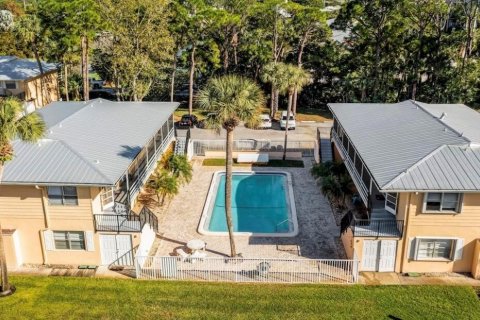 Condo à Stuart, Floride, 2 chambres  № 2439270