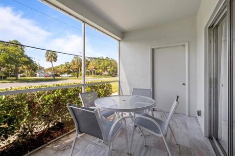Copropriété à louer à Stuart, Floride: 2 chambres, 72.28 m2 № 2439270 - photo 19