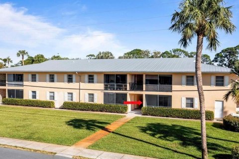 Copropriété à louer à Stuart, Floride: 2 chambres, 72.28 m2 № 2439270 - photo 13