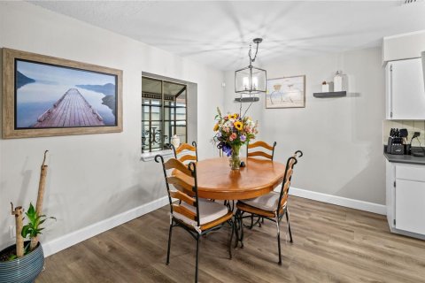 Villa ou maison à vendre à Oldsmar, Floride: 2 chambres, 112.88 m2 № 2148186 - photo 3