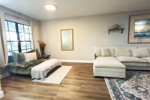 Villa ou maison à vendre à Oldsmar, Floride: 2 chambres, 112.88 m2 № 2148186 - photo 8
