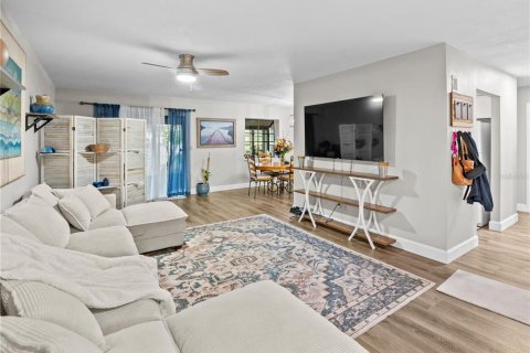 Villa ou maison à vendre à Oldsmar, Floride: 2 chambres, 112.88 m2 № 2148186 - photo 7