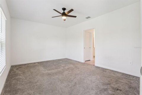 House in Leesburg, Florida 3 bedrooms, 133.04 sq.m. № 2208282 - photo 21