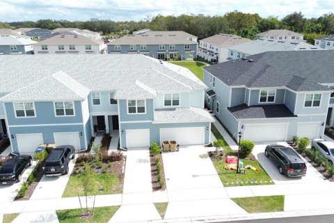 Touwnhouse à louer à Kissimmee, Floride: 3 chambres, 156.08 m2 № 1880722 - photo 2