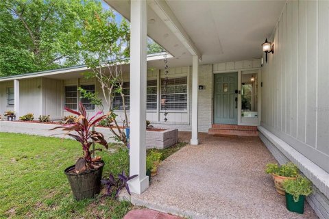 House in Newberry, Florida 3 bedrooms, 212.75 sq.m. № 1918644 - photo 2