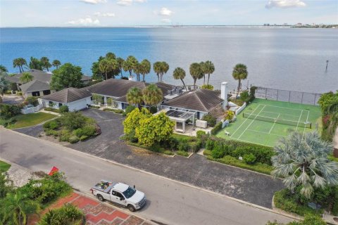 Купить виллу или дом в Тампа, Флорида 3 комнаты, 489.87м2, № 1561545 - фото 3