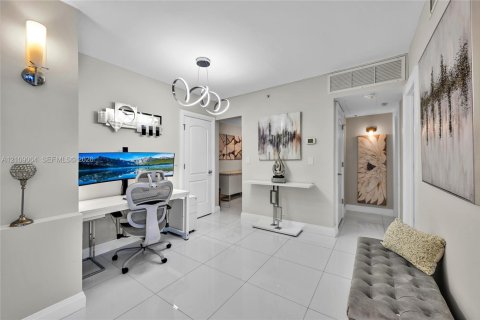 Condominio en venta en Hollywood, Florida, 2 dormitorios, 116.22 m2 № 2422839 - foto 12