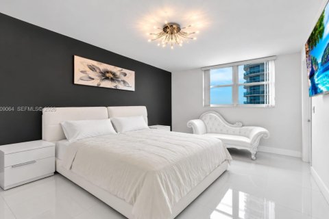 Condominio en venta en Hollywood, Florida, 2 dormitorios, 116.22 m2 № 2422839 - foto 24