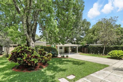 House in Orlando, Florida 3 bedrooms, 138.05 sq.m. № 1797239 - photo 4