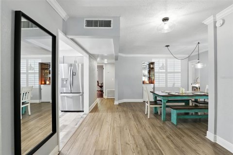 House in Orlando, Florida 3 bedrooms, 138.05 sq.m. № 1797239 - photo 11