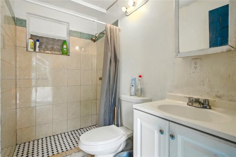 House in Fort Lauderdale, Florida 3 bedrooms, 109.25 sq.m. № 1887288 - photo 13