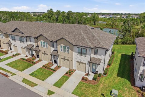 Touwnhouse à vendre à Davenport, Floride: 3 chambres, 153.57 m2 № 2329626 - photo 9