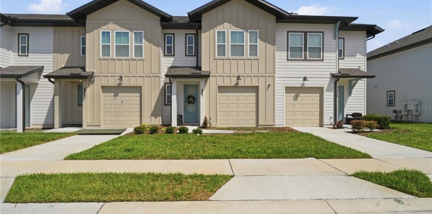 Touwnhouse à Davenport, Floride 3 chambres, 153.57 m2 № 2329626