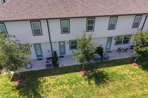 Touwnhouse à vendre à Davenport, Floride: 3 chambres, 153.57 m2 № 2329626 - photo 11