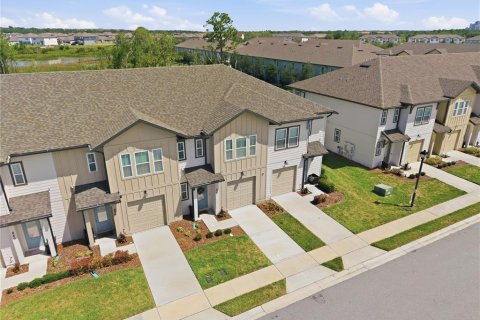 Touwnhouse à vendre à Davenport, Floride: 3 chambres, 153.57 m2 № 2329626 - photo 6
