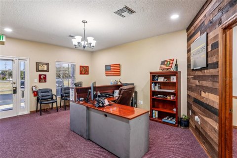 Commercial property in Spring Hill, Florida 423.45 sq.m. № 2217202 - photo 28
