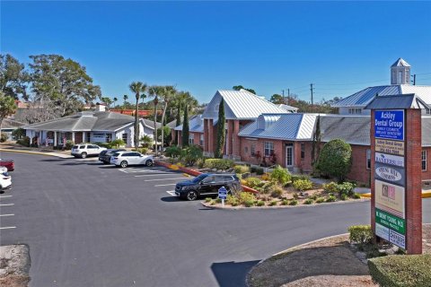 Commercial property in Spring Hill, Florida 423.45 sq.m. № 2217202 - photo 21