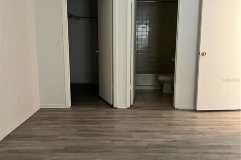 Condo in Tampa, Florida, 2 bedrooms № 2258261 - photo 18