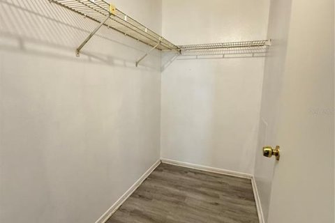 Condo in Tampa, Florida, 2 bedrooms № 2258261 - photo 25