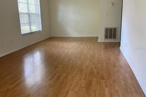 Condo in Tampa, Florida, 2 bedrooms № 2258261 - photo 4