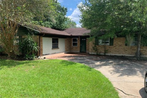 House in Altamonte Springs, Florida 3 bedrooms, 226.5 sq.m. № 1336900 - photo 29