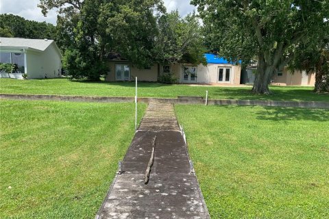 House in Altamonte Springs, Florida 3 bedrooms, 226.5 sq.m. № 1336900 - photo 11