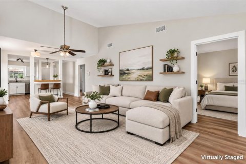 Touwnhouse à vendre à Eustis, Floride: 2 chambres, 115.2 m2 № 2373286 - photo 5