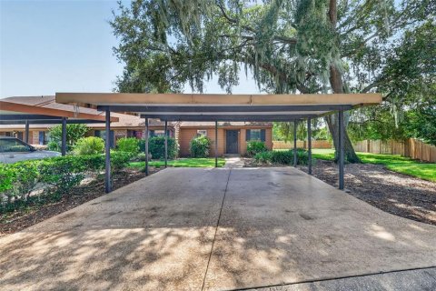 Touwnhouse à vendre à Eustis, Floride: 2 chambres, 115.2 m2 № 2373286 - photo 22