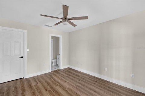 Touwnhouse à vendre à Eustis, Floride: 2 chambres, 115.2 m2 № 2373286 - photo 12