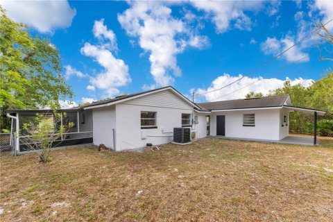 House in Deltona, Florida 3 bedrooms, 199.93 sq.m. № 1678986 - photo 30