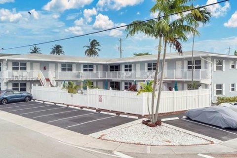 Copropriété à louer à Lauderdale-by-the-Sea, Floride: 1 chambre, 47.38 m2 № 2040004 - photo 18