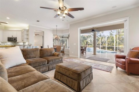 Casa en venta en Palm Coast, Florida, 6 dormitorios, 382.94 m2 № 1530298 - foto 23