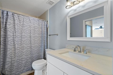 Duplex in Orlando, Florida 3 bedrooms, 151.43 sq.m. № 1875808 - photo 28