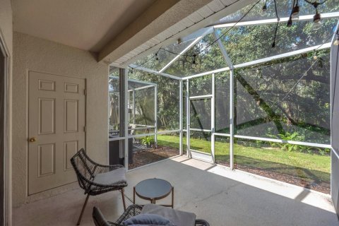 Touwnhouse à vendre à Fish Hawk, Floride: 3 chambres, 128.48 m2 № 2425454 - photo 2