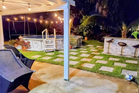 Casa en alquiler en Sunrise, Florida, 2 dormitorios, 83.24 m2 № 2010566 - foto 13