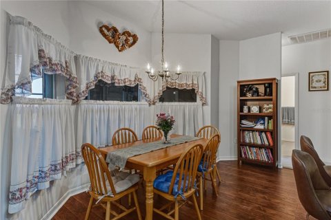 House in Lake Wales, Florida 3 bedrooms, 210.42 sq.m. № 2103162 - photo 20