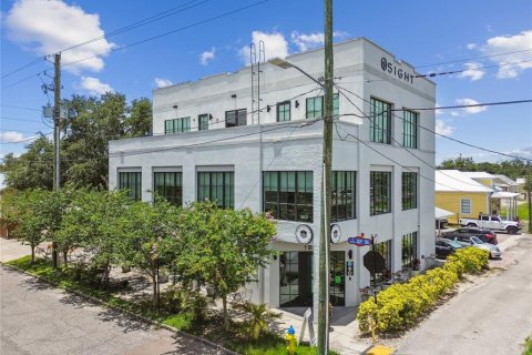 Immobilier commercial à Tampa, Floride 533.72 m2 № 2138179
