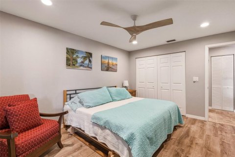 Condominio en venta en Port Charlotte, Florida, 1 dormitorio, 68.28 m2 № 2098628 - foto 23